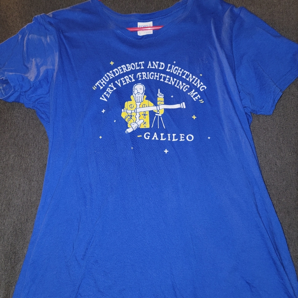 Queen Thunderbolt And Lightening T-Shirt - Large - Blue